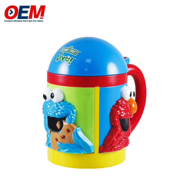 Fabrique OEM 3D tasse à tasse en plastique Disni tasse fournisseur personnalisé figurine de dessin animé tasse jouet