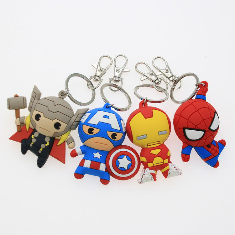Des jouets personnalisés font des dessins animés 3D Capitaine Amérique porte-clés en caoutchouc porte-clés en PVC personnalisé