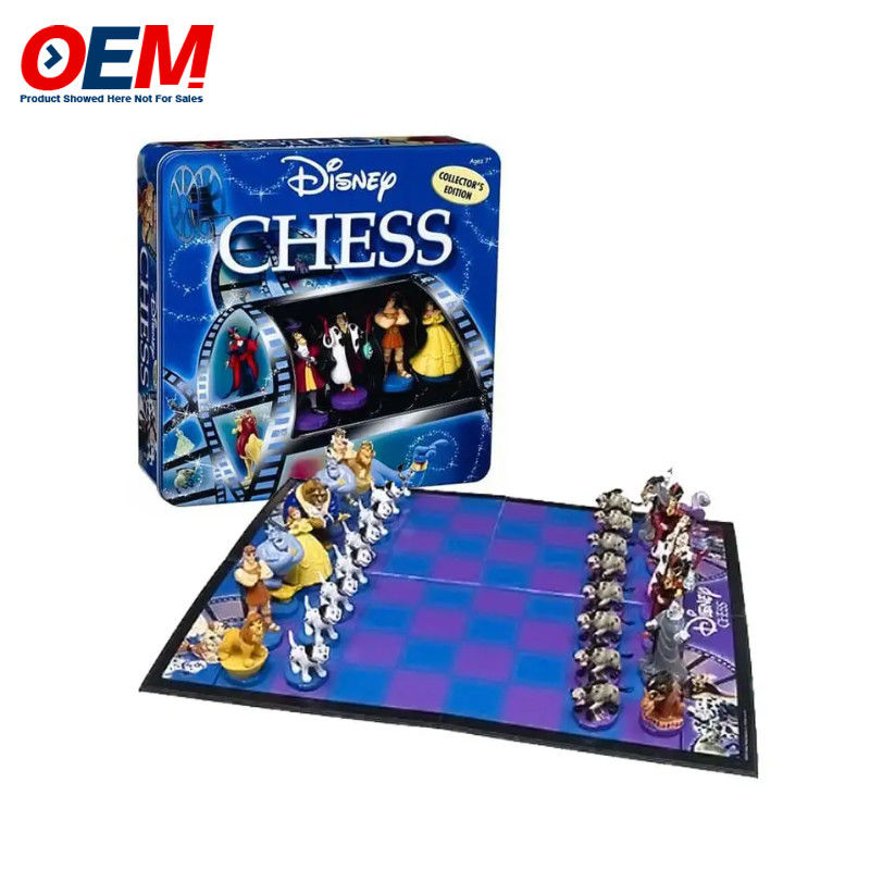 Un jeu d'échecs personnalisé en PVC en plastique