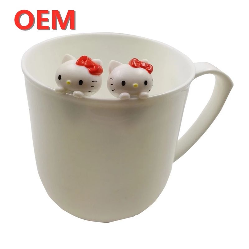 Fabricant de jouets personnalisés de figurines OEM personnalisé Kitty chat Mini Cup Cartoon Figure Toys personnalisé votre propre jouet de conception