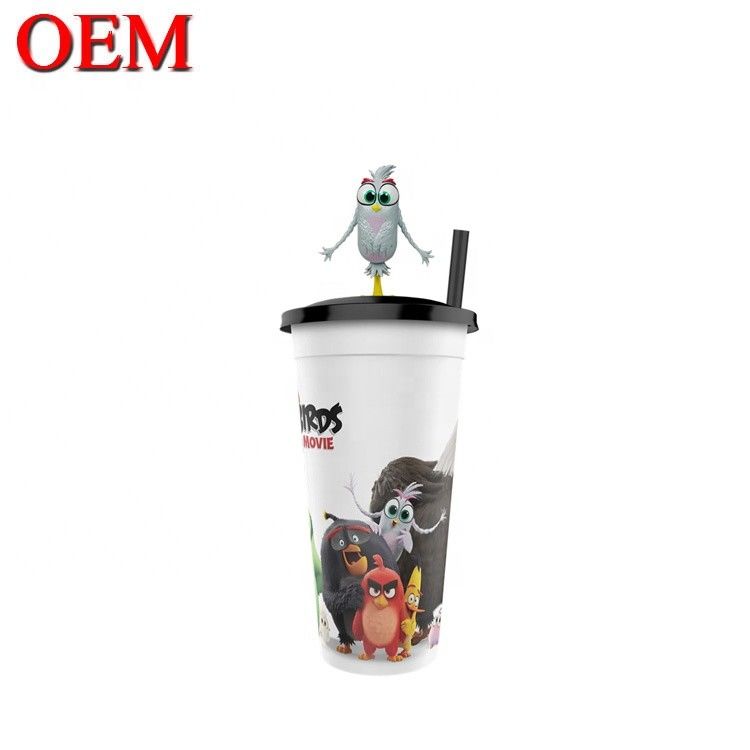 Figurine en plastique personnalisée OEM Figurines de coupe de haut Créer une figurine d'anniversaire décoration de tasse
