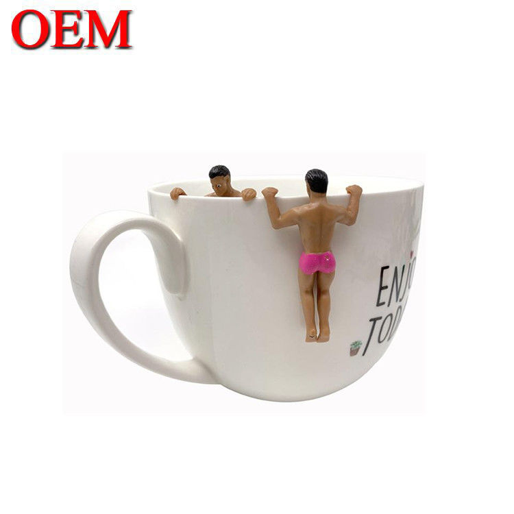 Fabricant de figurines personnalisé Vin Glass Charms Décoration en plastique