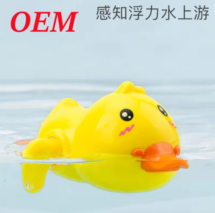 Aucun stock de jouets en PVC de couleur personnalisée pour le plaisir au bain