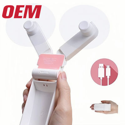 Mini ventilateur de refroidissement portable OEM Ventilateur portable d'été fabriqué à la main Jolie batterie au lithium pliable plastique dessin animé d'été