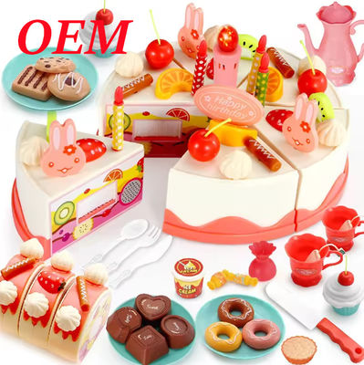 Des jouets de gâteaux en plastique libèrent le stress