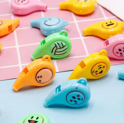 Des sifflets en plastique pour soulager le stress, des jouets pour enfants, des jouets éducatifs.